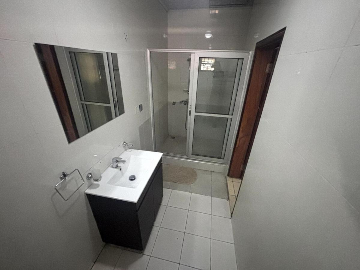 Takako Court Luxury Houses & Apartments, East Legon Άκρα Εξωτερικό φωτογραφία